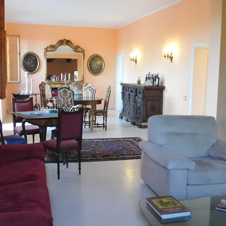 Pippo Relais Lantställe *